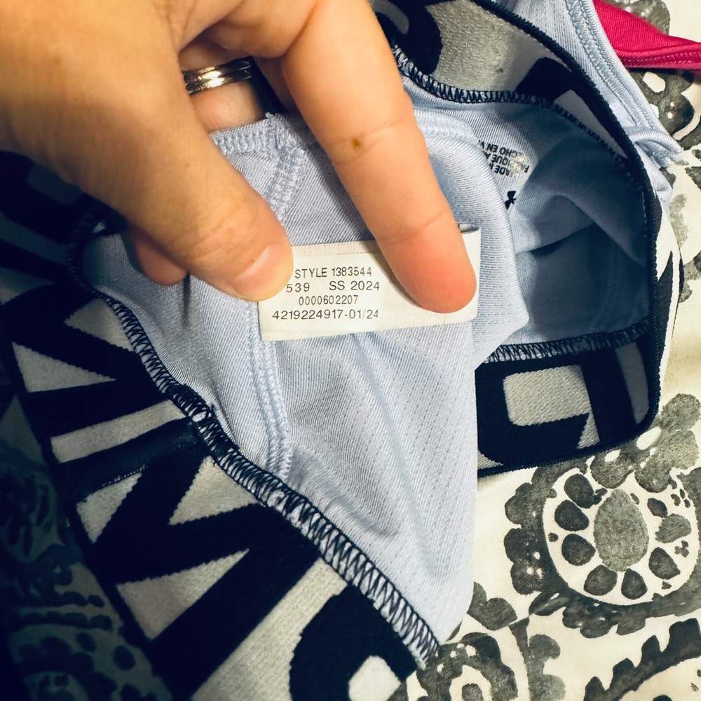 Under Armour HeatGear Authentics Mid Impact Branded Sports Bra Size Small - Picture 4 of 5